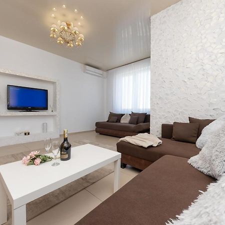 Apartment Obolon Natalka Park Kiev Ngoại thất bức ảnh