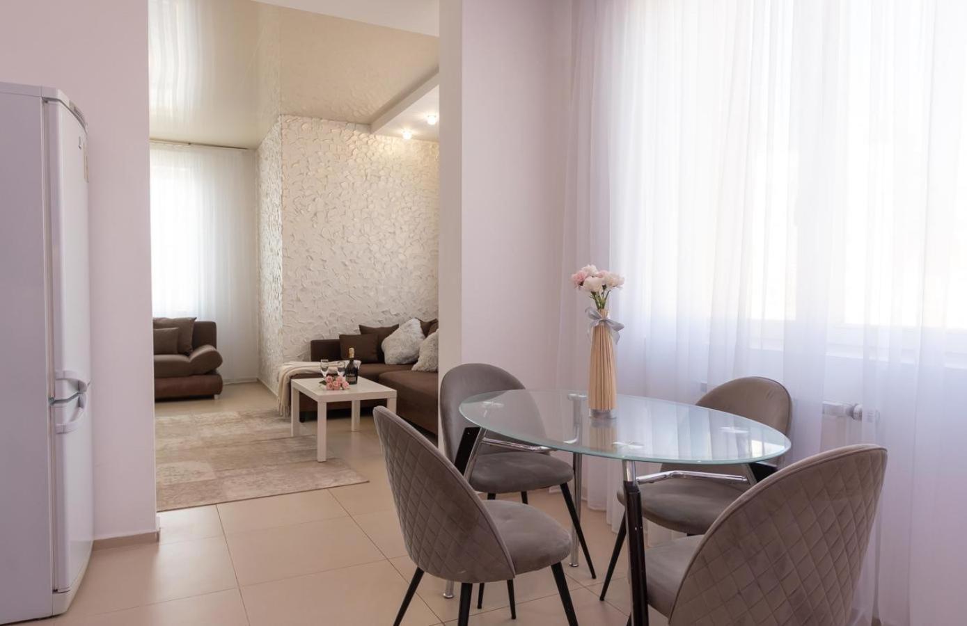 Apartment Obolon Natalka Park Kiev Ngoại thất bức ảnh